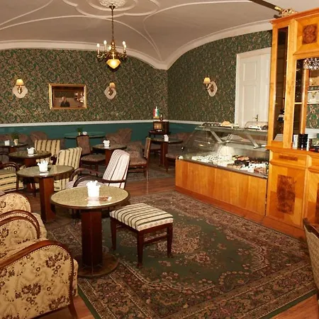 Hotel Arany Strucc *