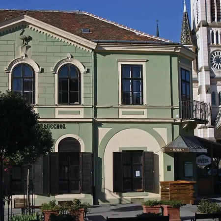 Arany Strucc * Kőszeg