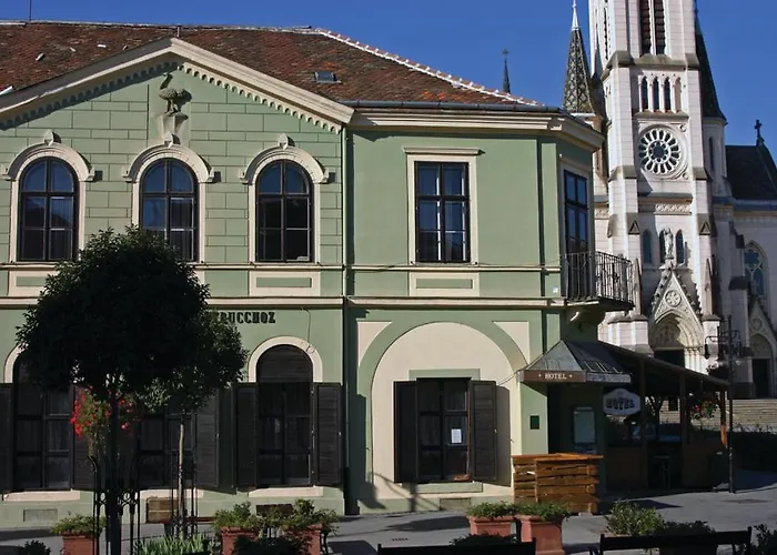 Arany Strucc * Kőszeg